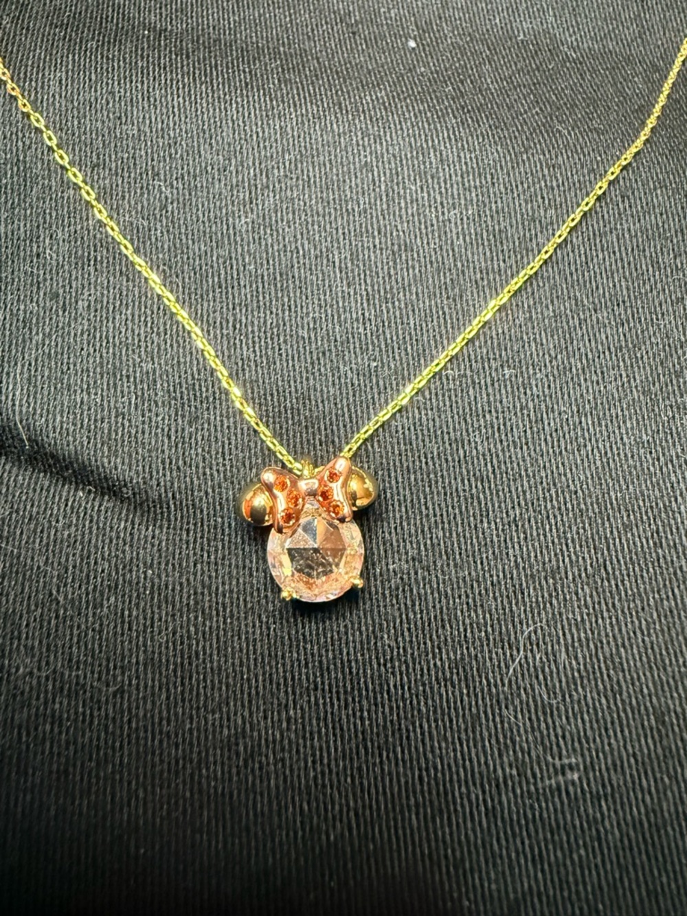 Kate Spade Disney X Minnie Clear
Pendant Necklace. - Picture 3 of 7